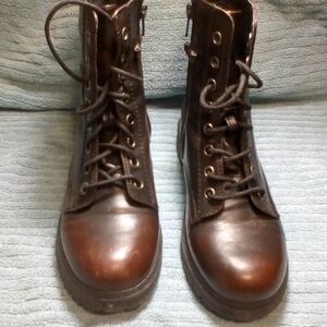 WOMENS 8 BURGUNDY COMBAT STYLE SIDE ZIP/LACE UP BOOT